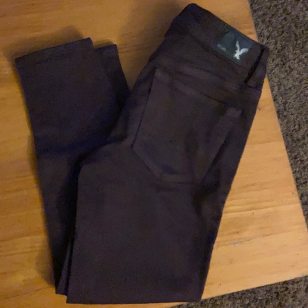 American Eagle hi-rise jegging, plum color, size 2